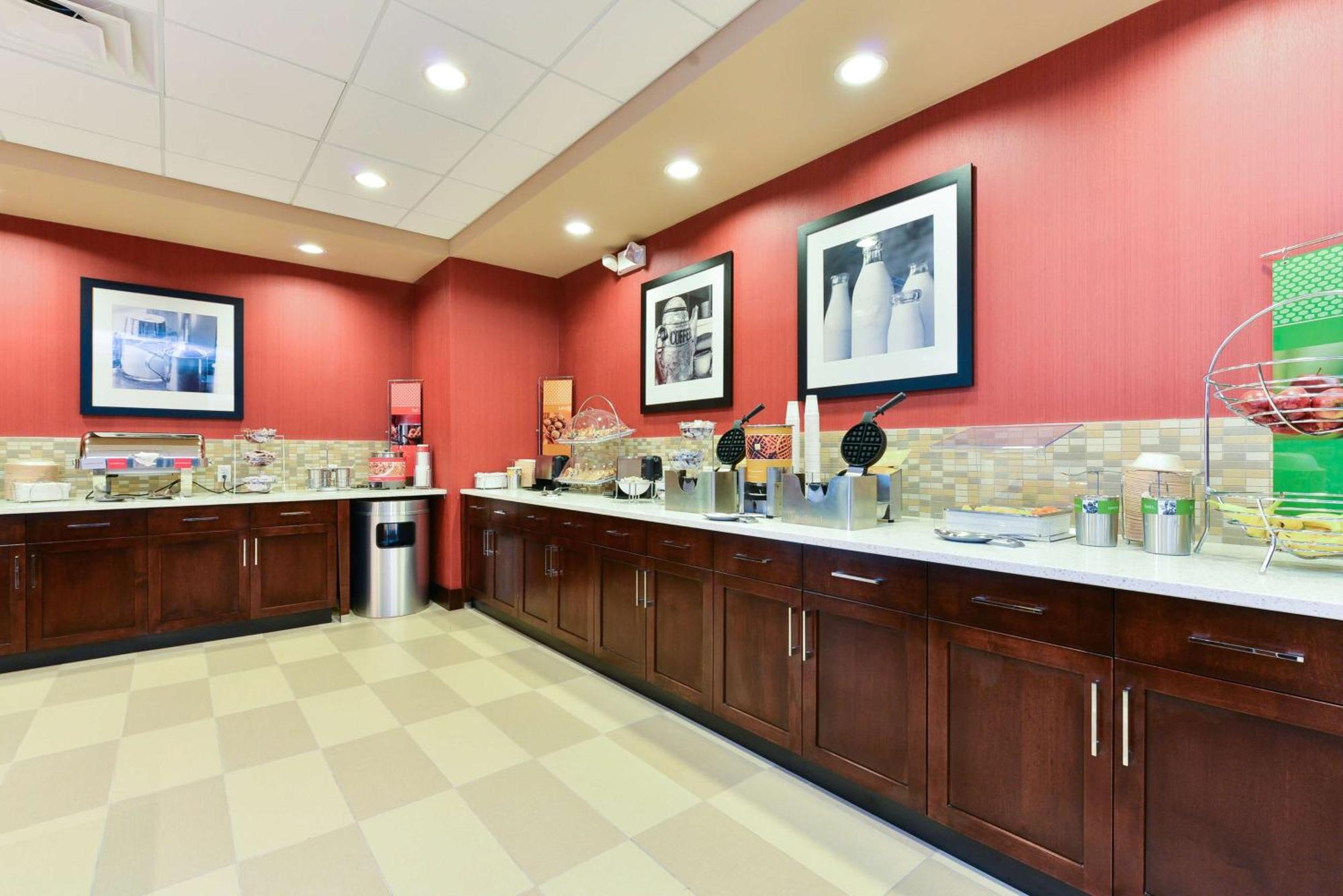 Hampton Inn Corning/Painted Post Exterior foto